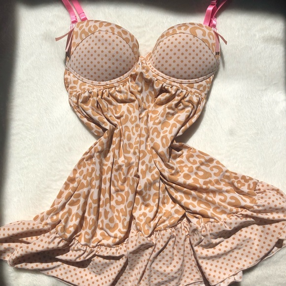 SOLD - Picture 2 of 4